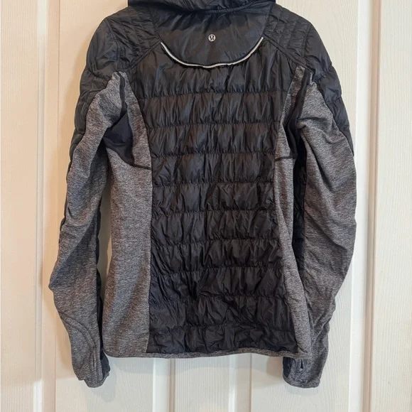 Lululemon Insulator Winter Puffer Pullover Running Coat Jacket Size 8 - Picture 6 of 7